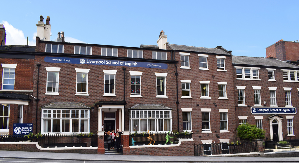 Best Schools in Liverpool to Choose in Uk