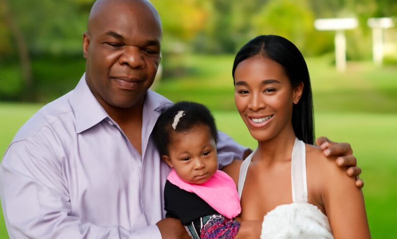 Sol Xochitl general background based on public information