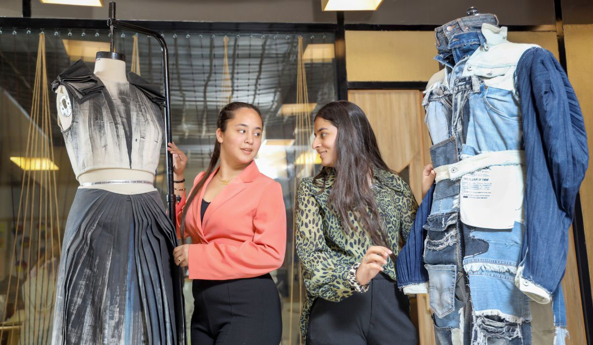 Limited Outfit Options - Reuse Pieces in Different Ways